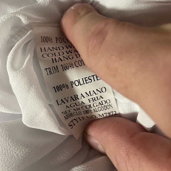 White Sheer Tunic Top w/ Lace Crochet Detailing Women’s Medium by Monoreno - Picture 5 of 8